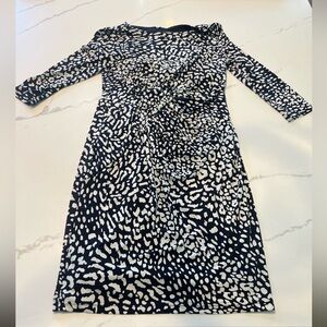 Adrianna Papell Black and White Long Sleeve Dress - Size 8